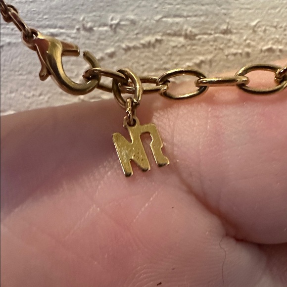 Nina Ricci Mixed Metal Vintage Pendant Necklace - Picture 3 of 6